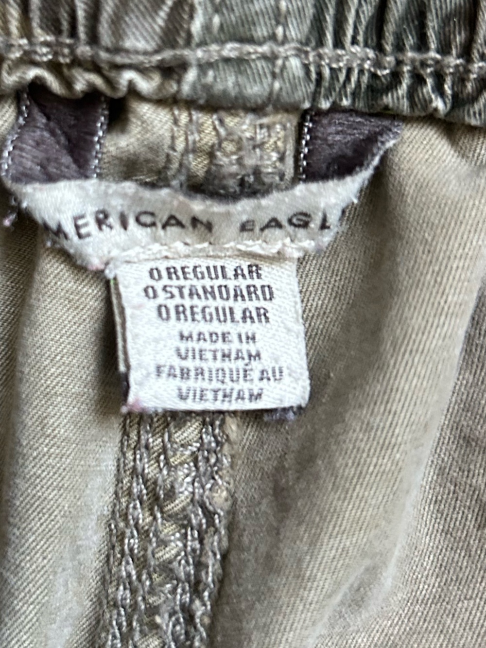 American Eagle Camo Cargo Joggers Women’s size 0 Regular - Picture 3 of 7